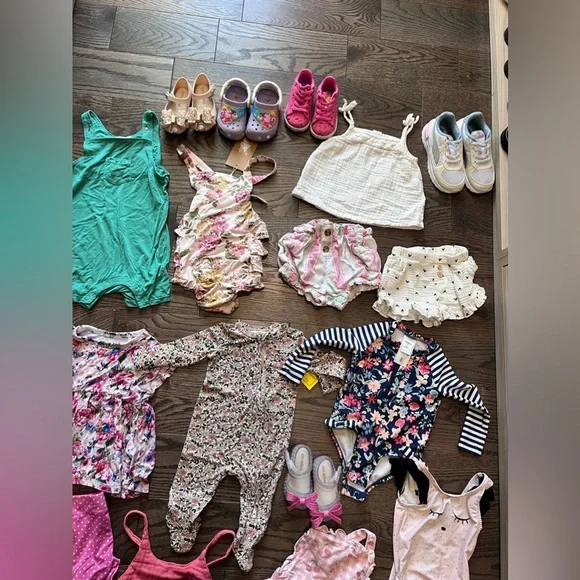 Carter’s brown combat boots toddler size 5 Fall shoes - Picture 3 of 4